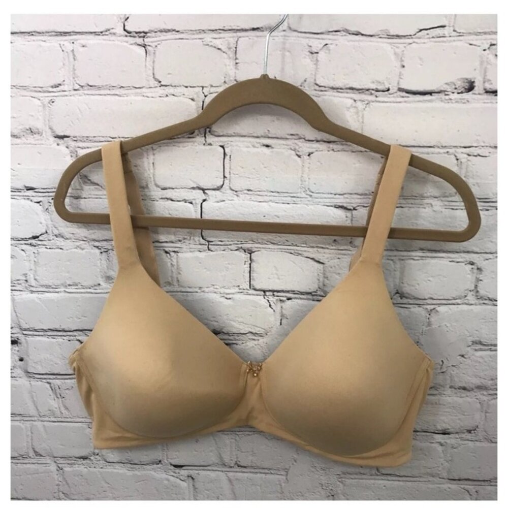 Soma Bra Womens 40D T-Shirt Embraceable Wireless Adjustable Strap Beige 072103